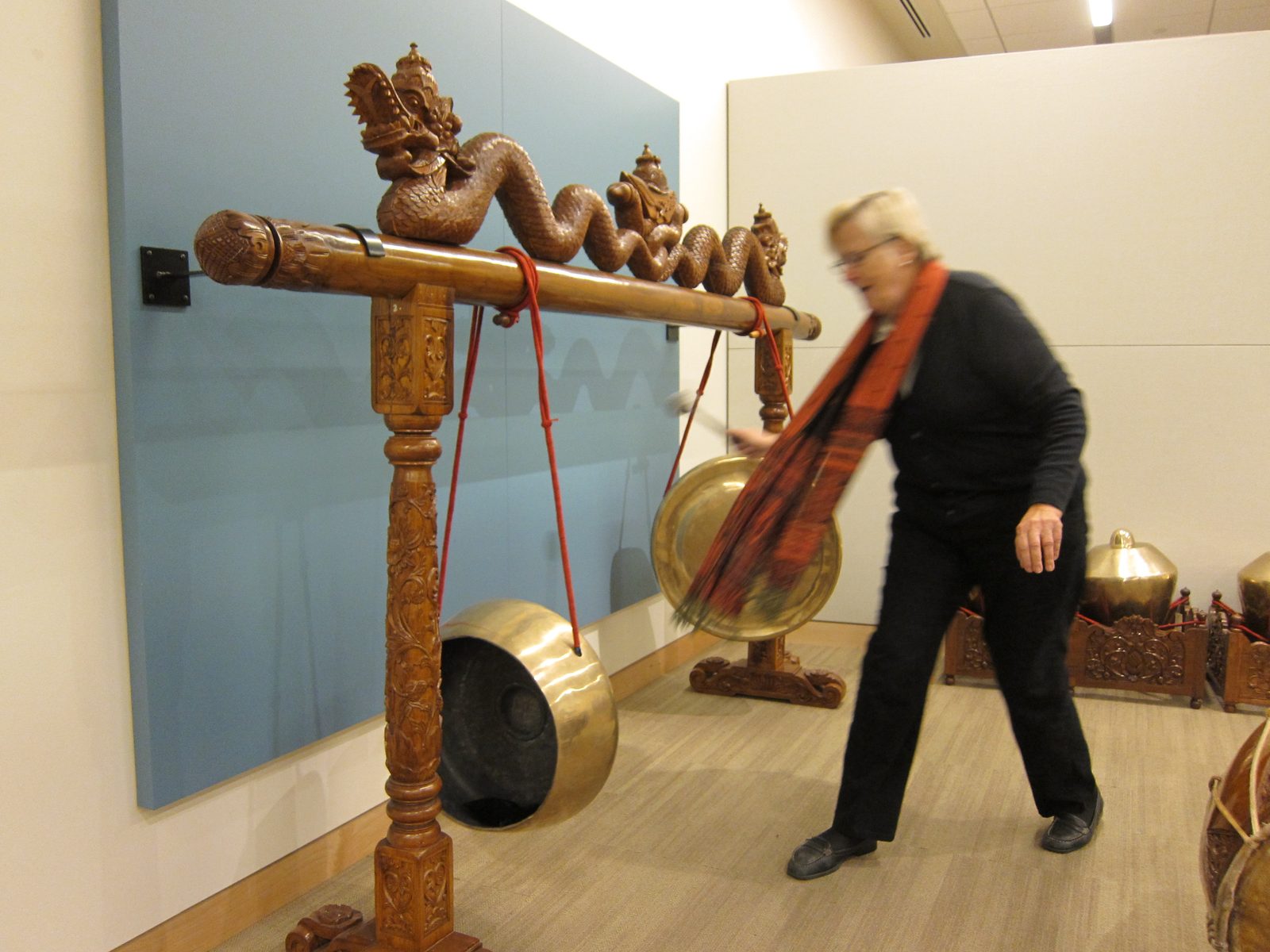 Now the whole body is in play with the gongs.